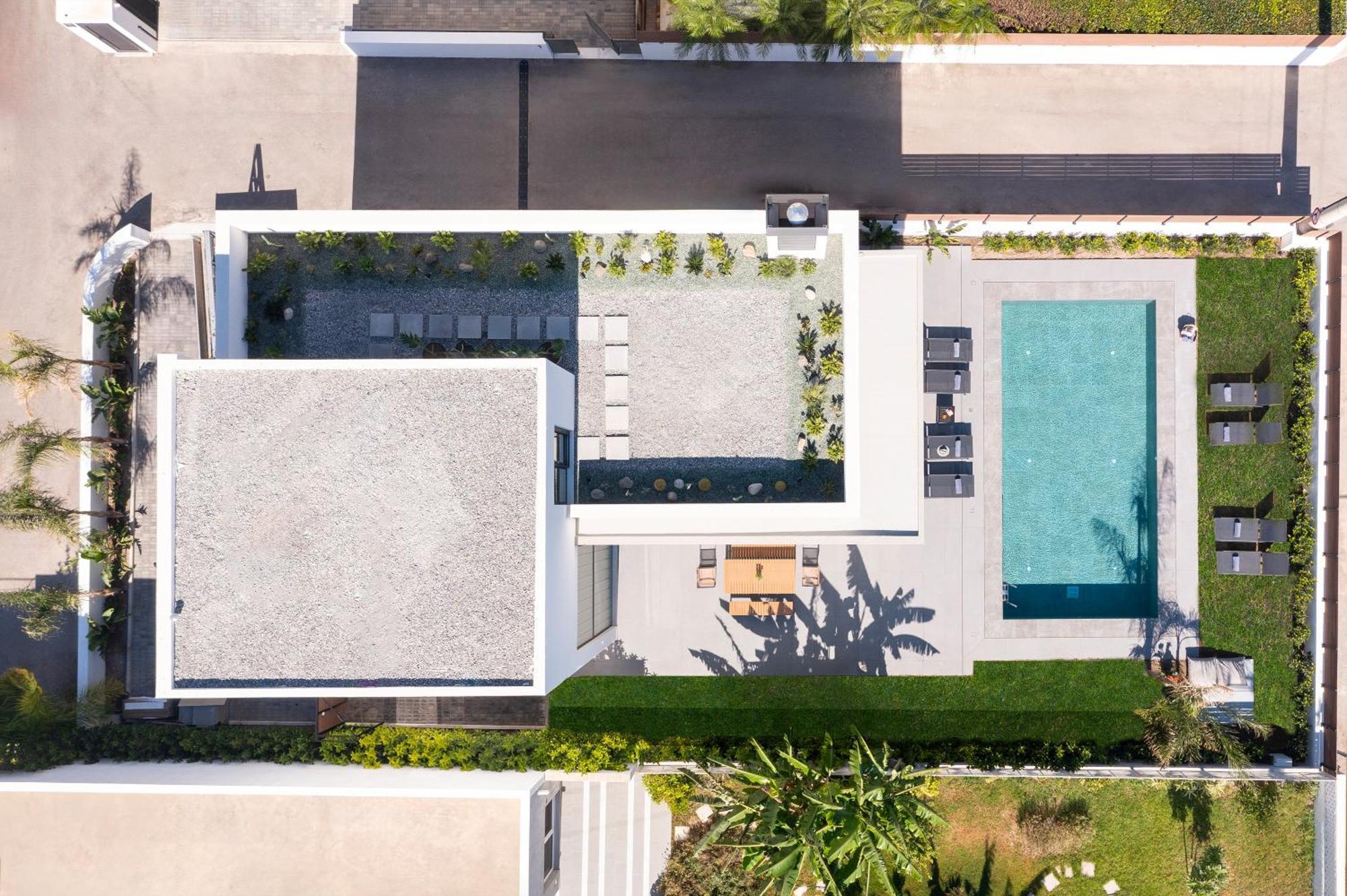 Momentum Villas Ялисос Екстериор снимка
