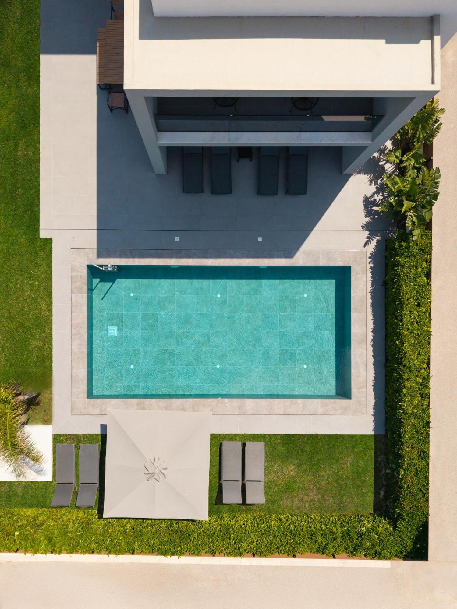 Momentum Villas Ялисос Екстериор снимка